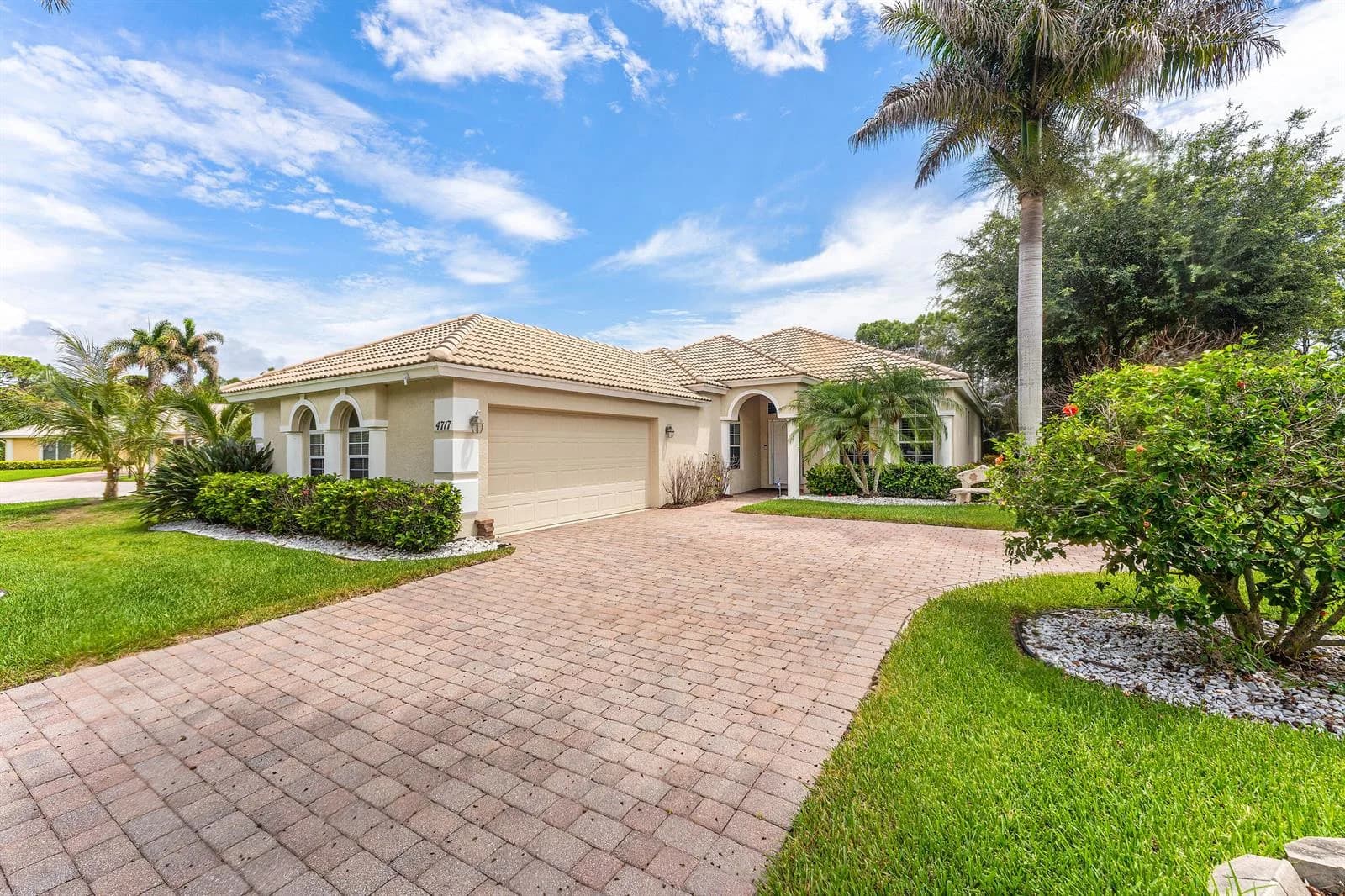 4717 NW Winter Oak Court, Jensen Beach, FL 34957