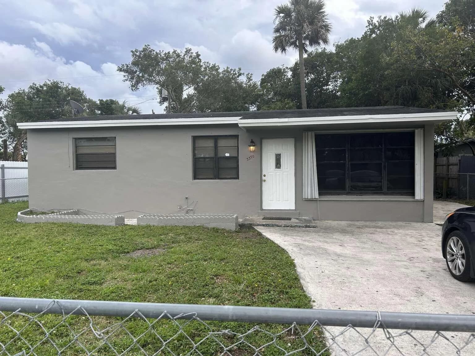 3370 NW 8th Place, Lauderhill, FL 33311