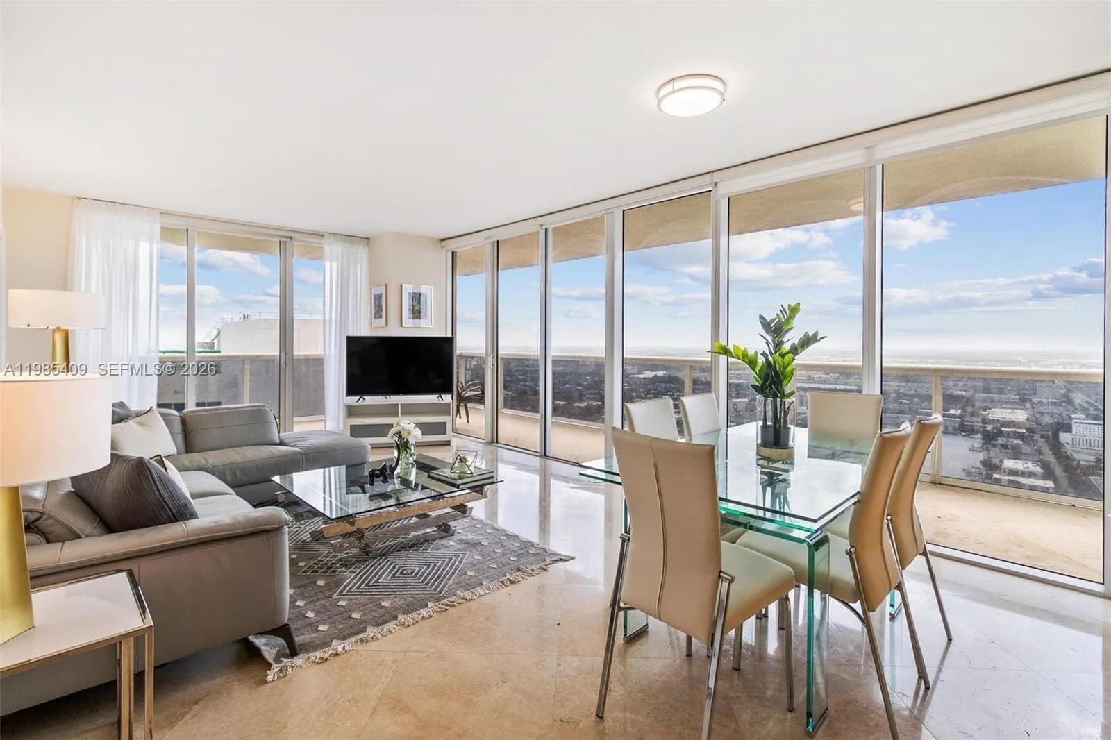 1830 S Ocean Dr # 4706, Hallandale Beach, FL 33009