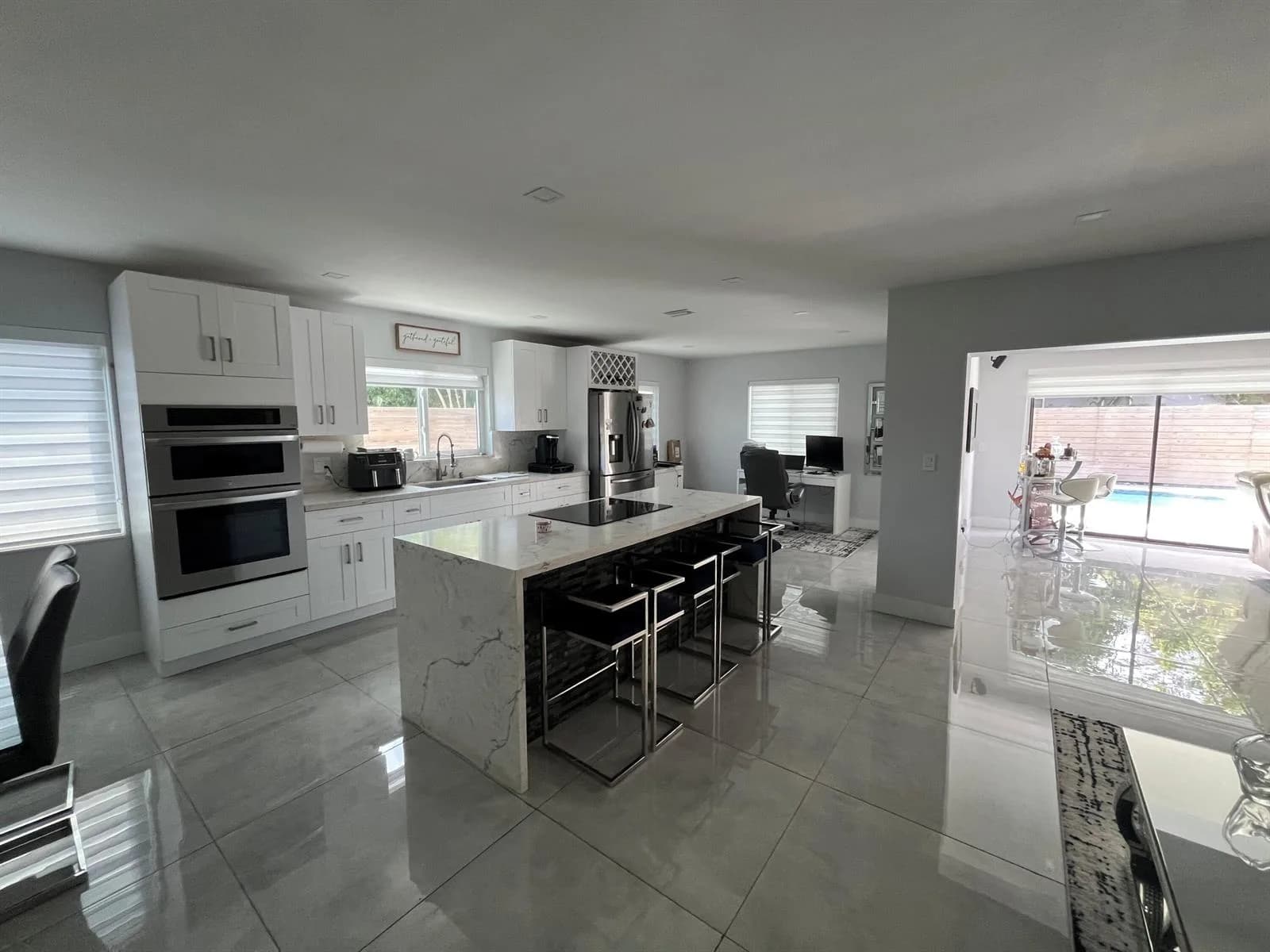 6800 SW 7th Place, North Lauderdale, FL 33068