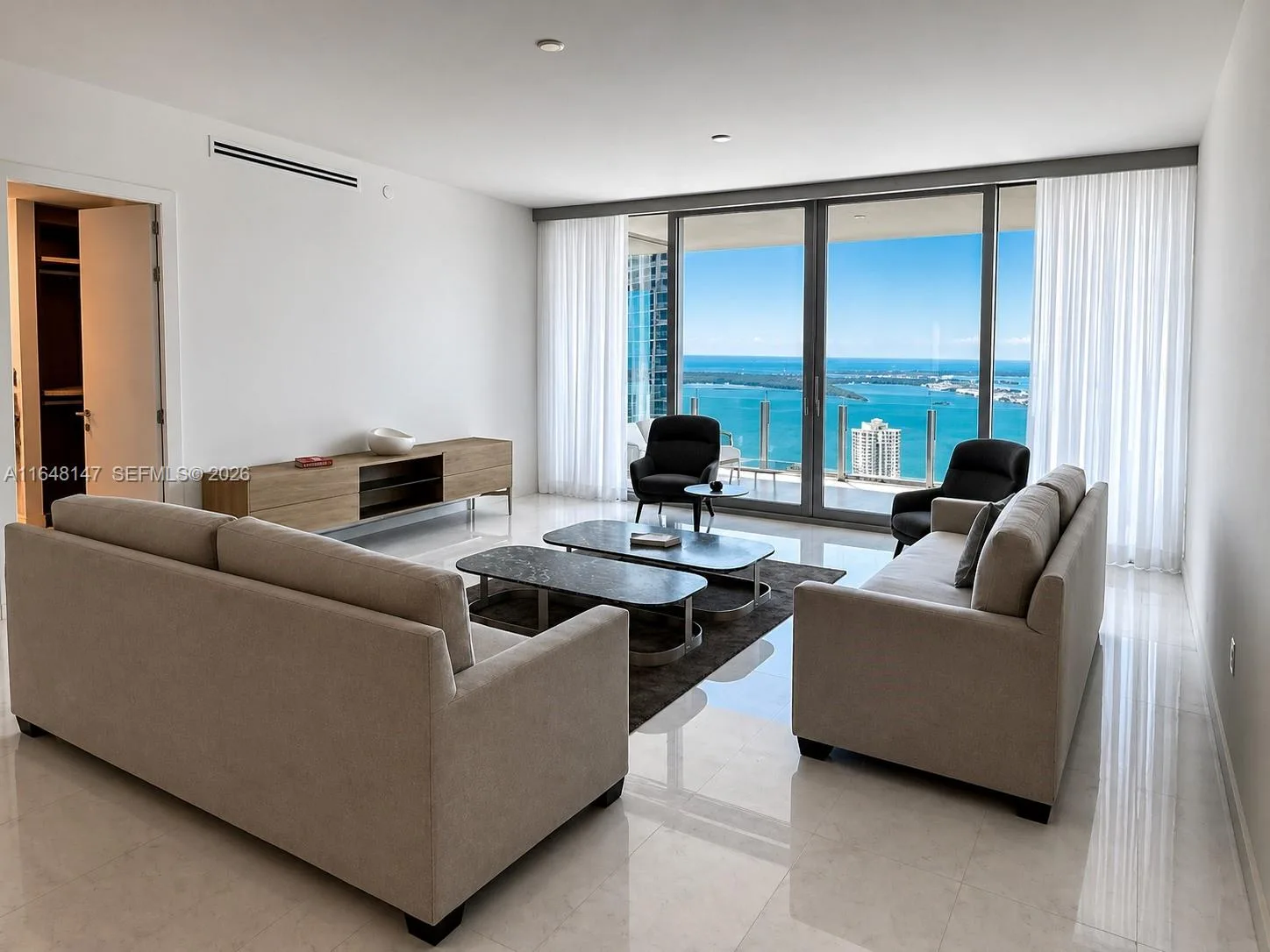 300 Biscayne Blvd Way # 4604, Miami, FL 33131