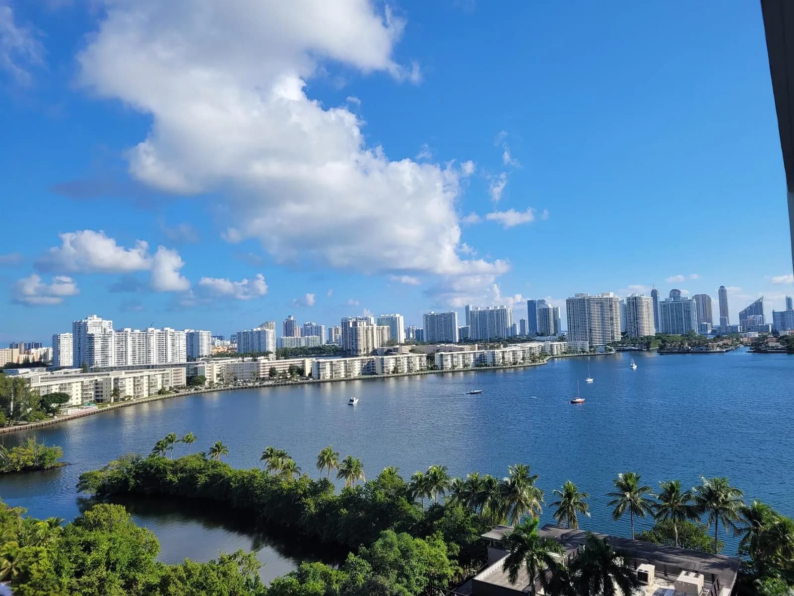 17301 Biscayne Boulevard # 1202, North Miami Beach, FL 33160