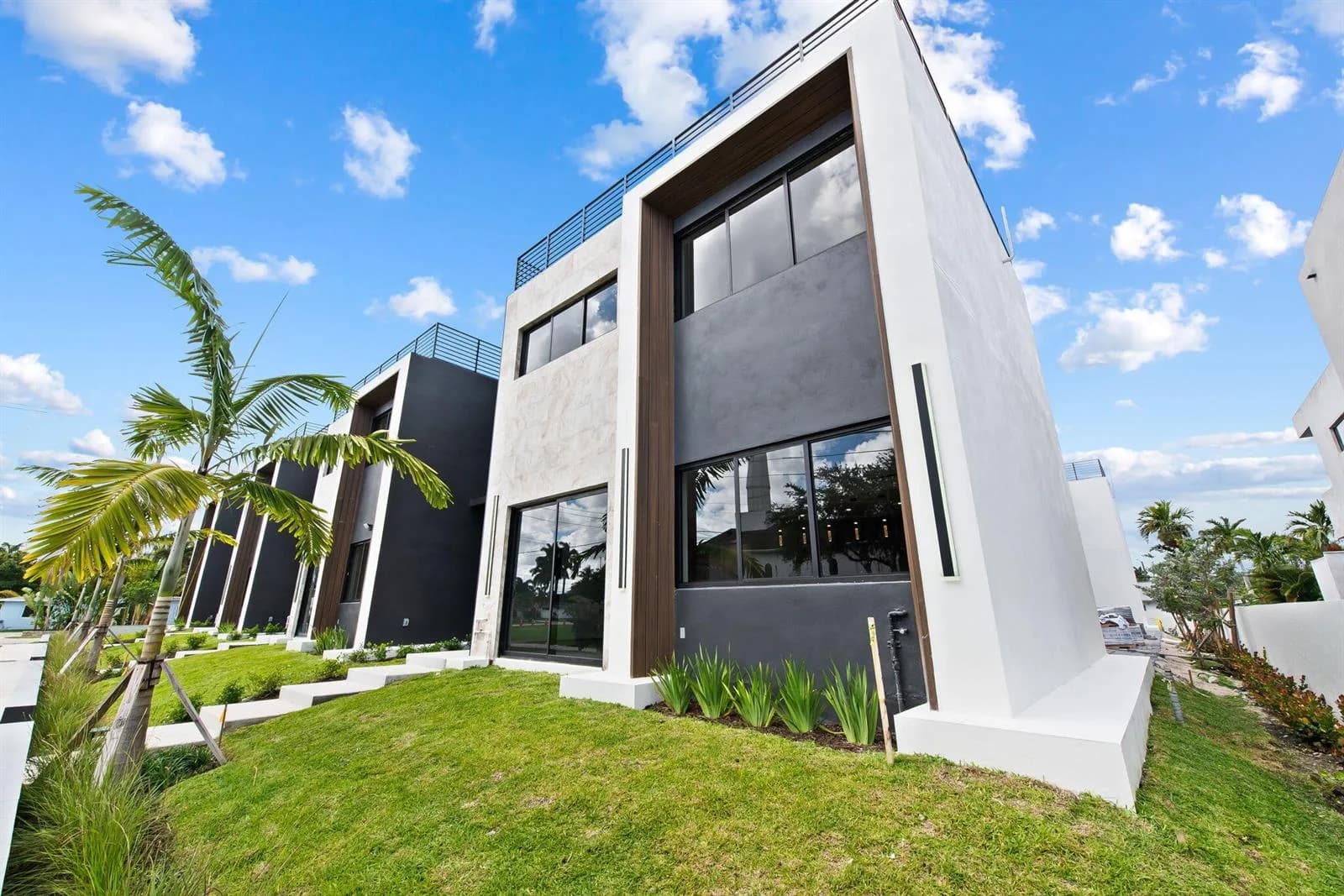 843 SW 14th Court # 843, Fort Lauderdale, FL 33315