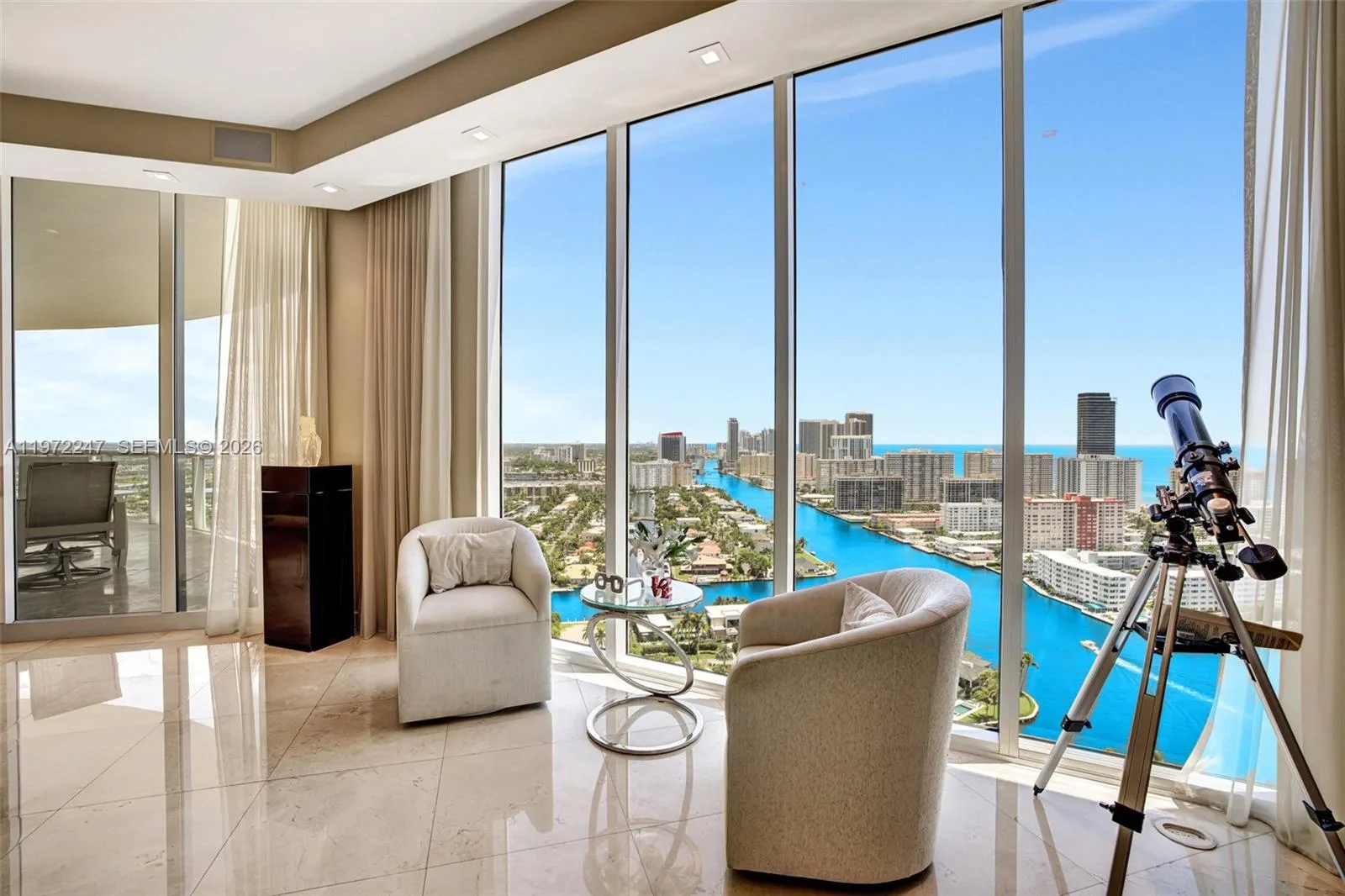 21200 Point Pl # PH 2804, Aventura, FL 33180