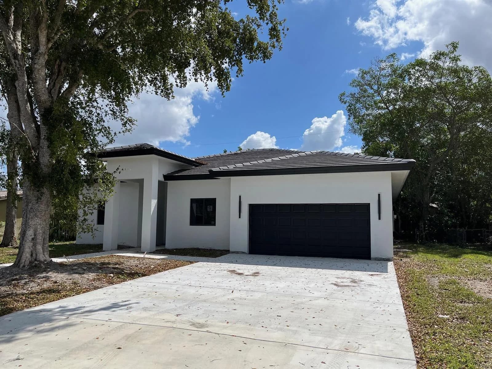4117 NW 79th Avenue, Coral Springs, FL 33065