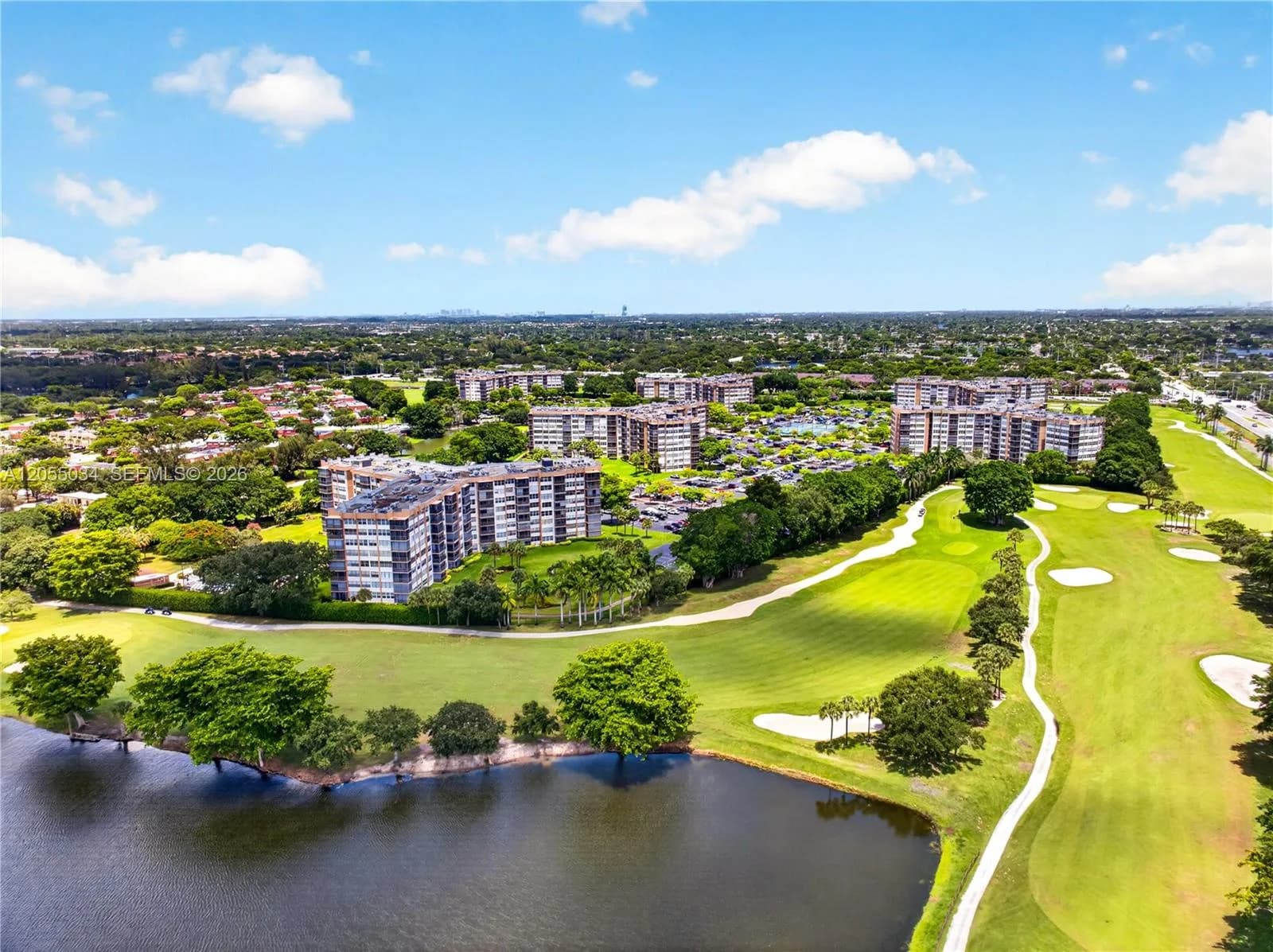 900 Saint Charles Pl # 621, Pembroke Pines, FL 33026
