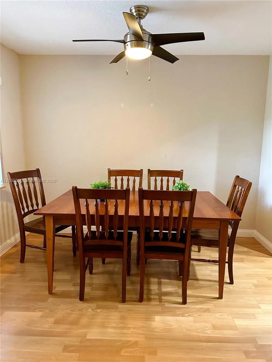 500 NE 2nd St # 327, Dania Beach, FL 33004