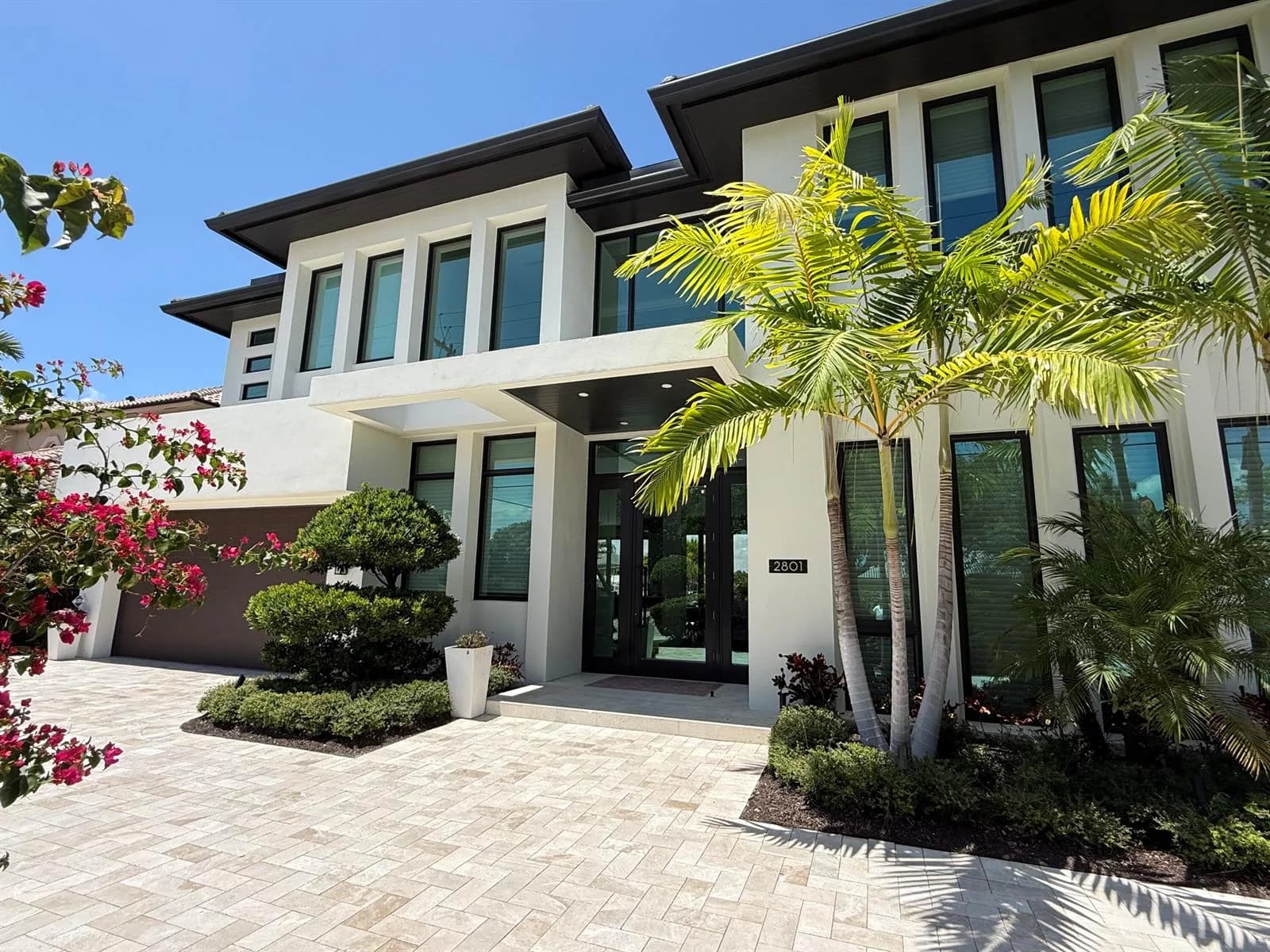 2801 NE 36th Street, Lighthouse Point, FL 33064