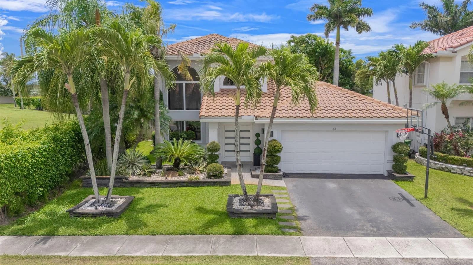 52 Gables Boulevard, Weston, FL 33326