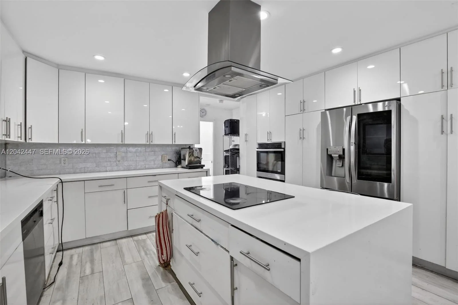 14401 SW 23rd St, Davie, FL 33325