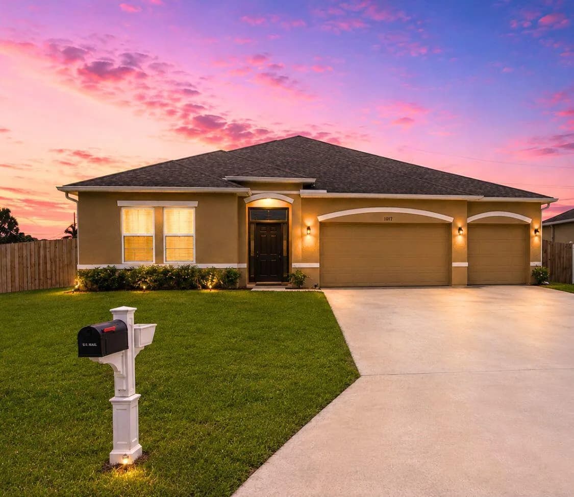 1008 SW Ingrassina Avenue SW, Port St. Lucie, FL 34953