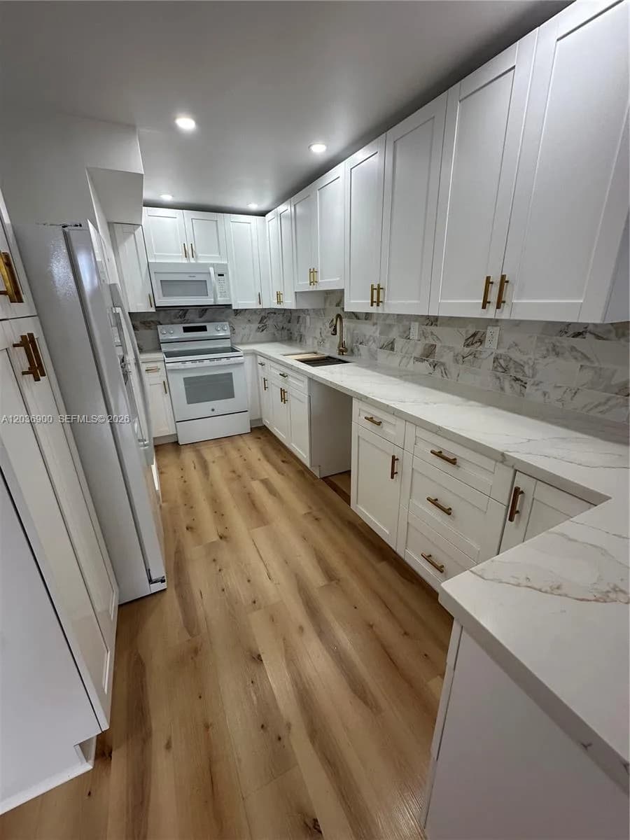 10090 NW 80th Ct # 1158, Hialeah Gardens, FL 33016