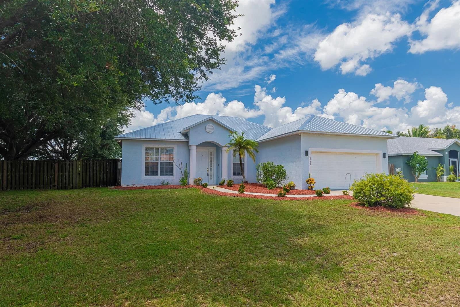 2742 SW Slade Place, Port St. Lucie, FL 34953