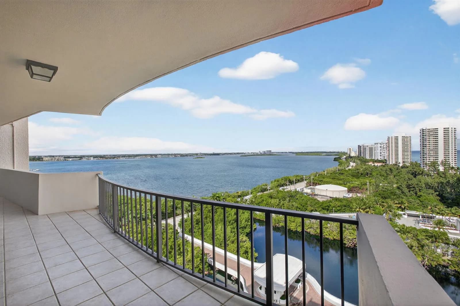 4200 N Ocean Drive # 2-1606, Riviera Beach, FL 33404
