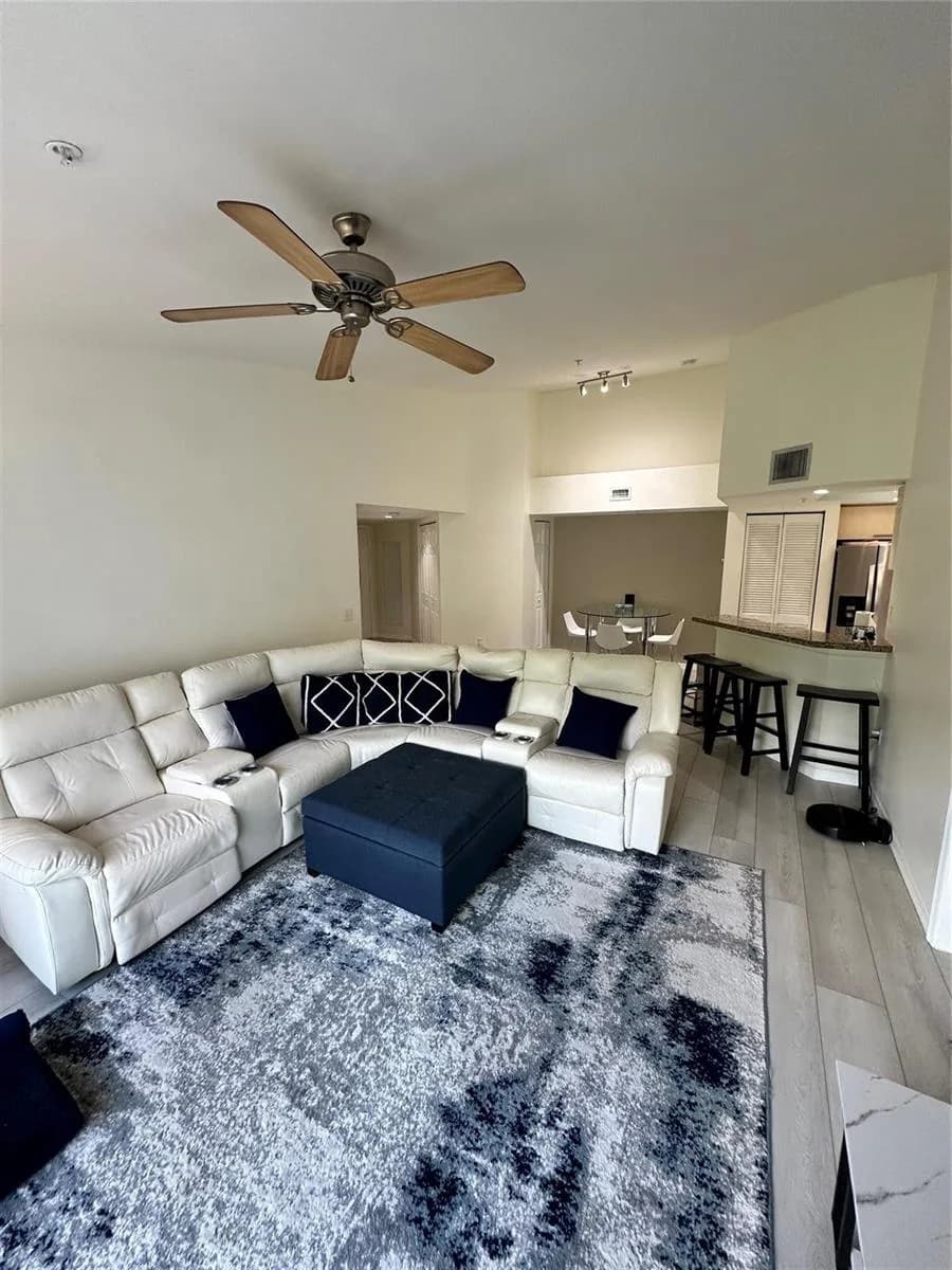 2131 SE 10th Avenue # 1120, Fort Lauderdale, FL 33316