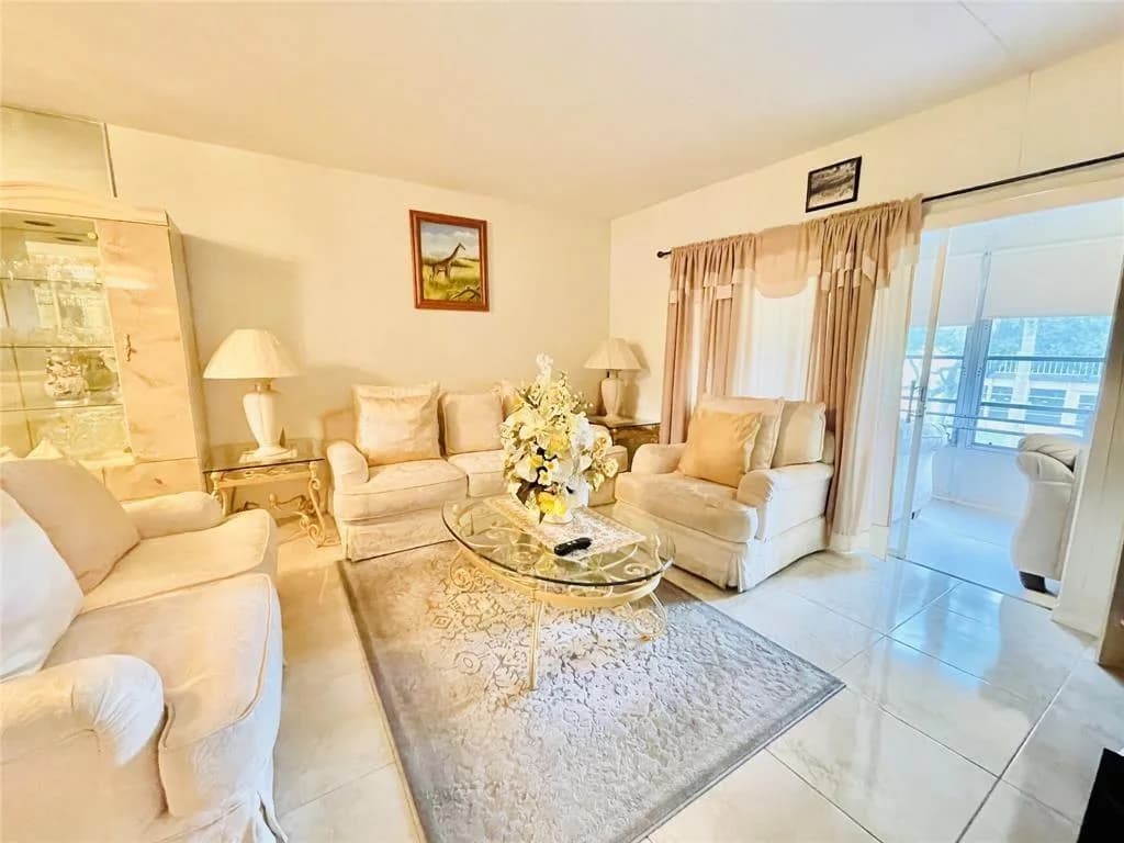 7505 W Atlantic Boulevard # 208, Margate, FL 33063