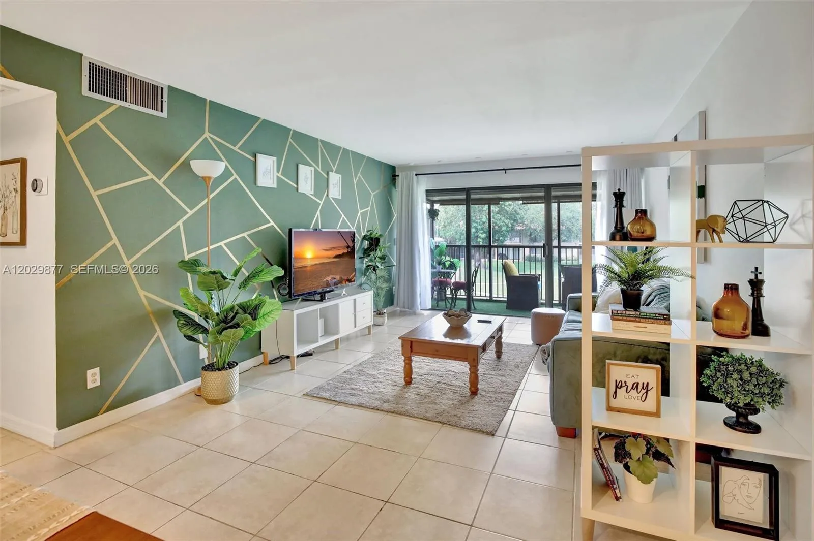 5821 Washington St # 30, Hollywood, FL 33023