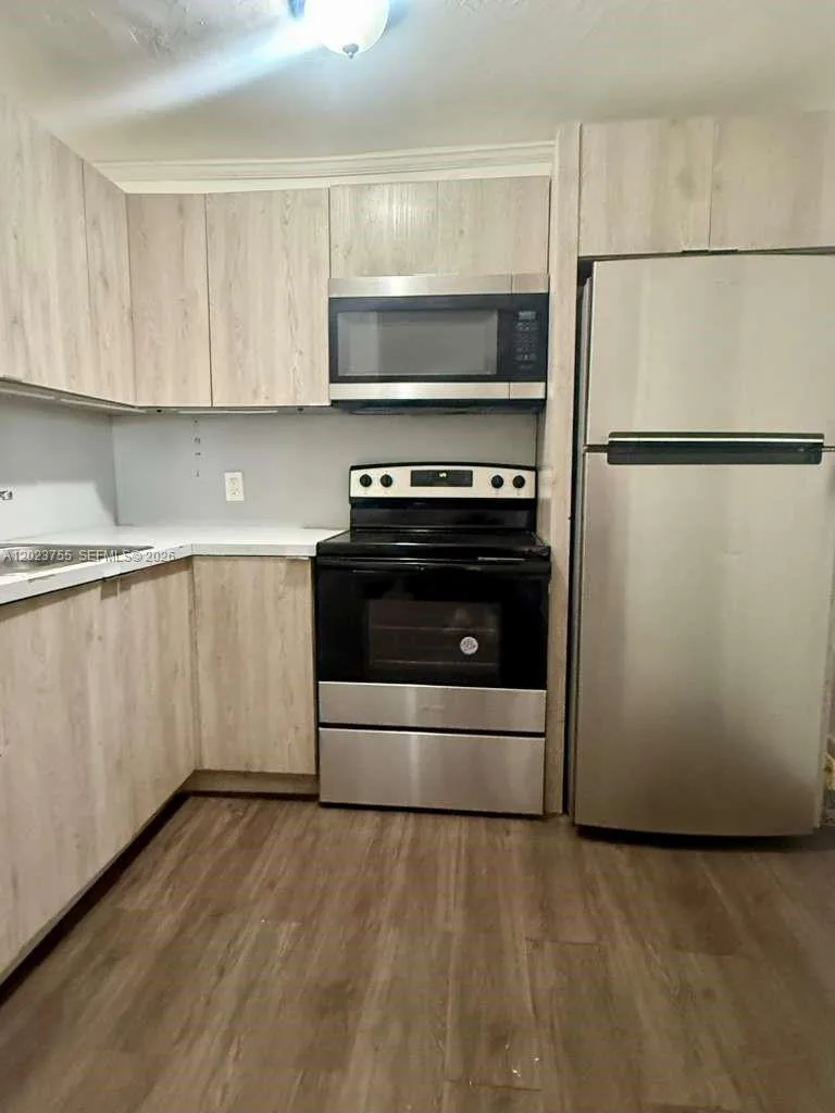 6026 SW 27th St # 1, Miramar, FL 33023