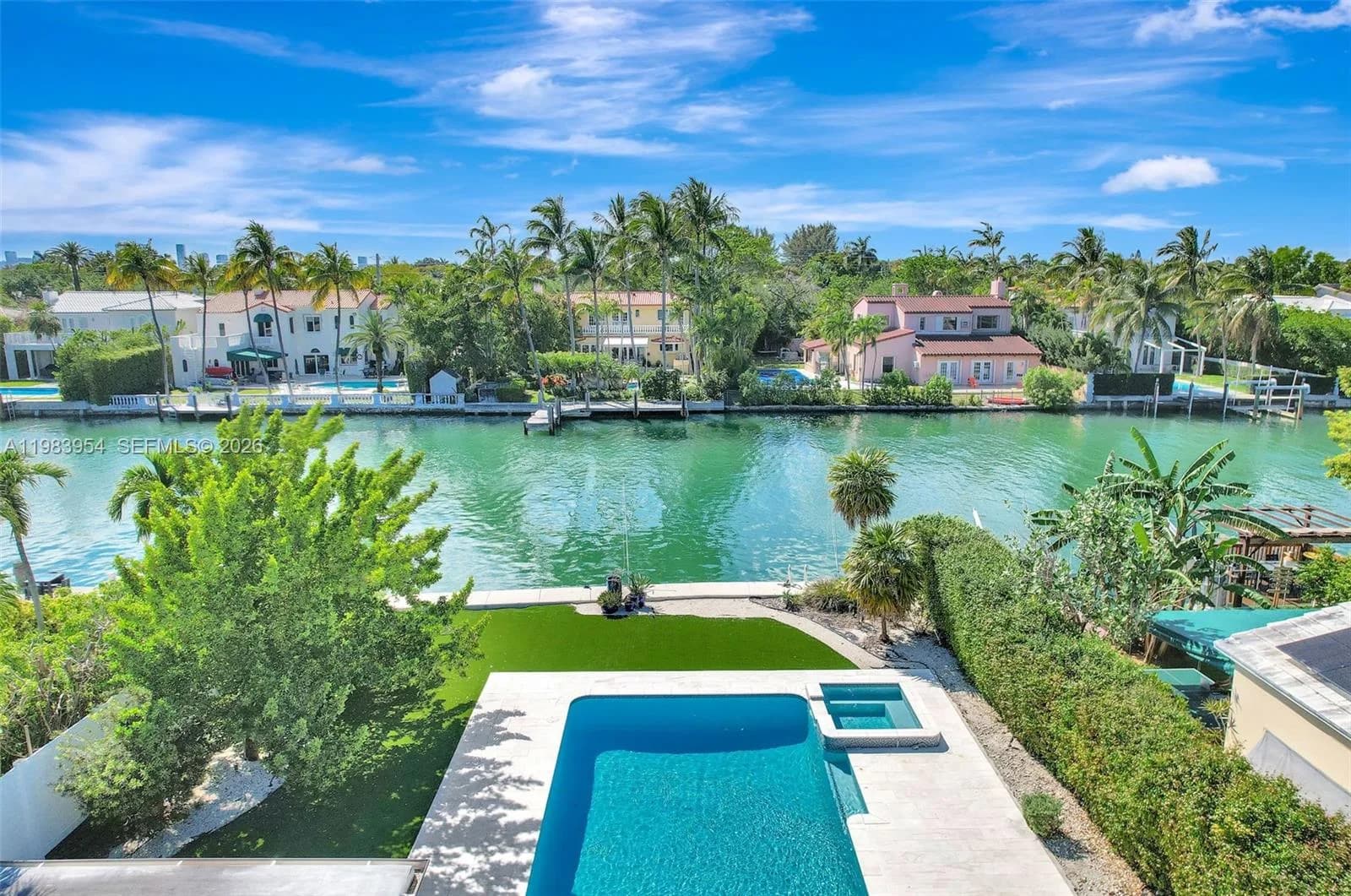 4560 Prairie Ave, Miami Beach, FL 33140