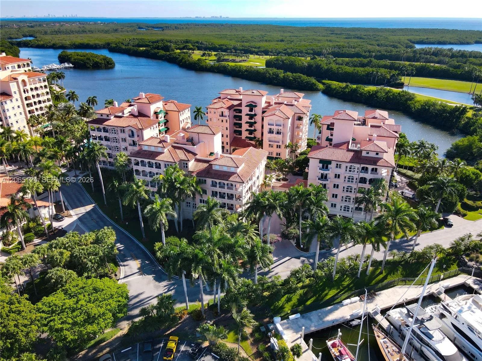 13647 Deering Bay Dr # 142, Coral Gables, FL 33158