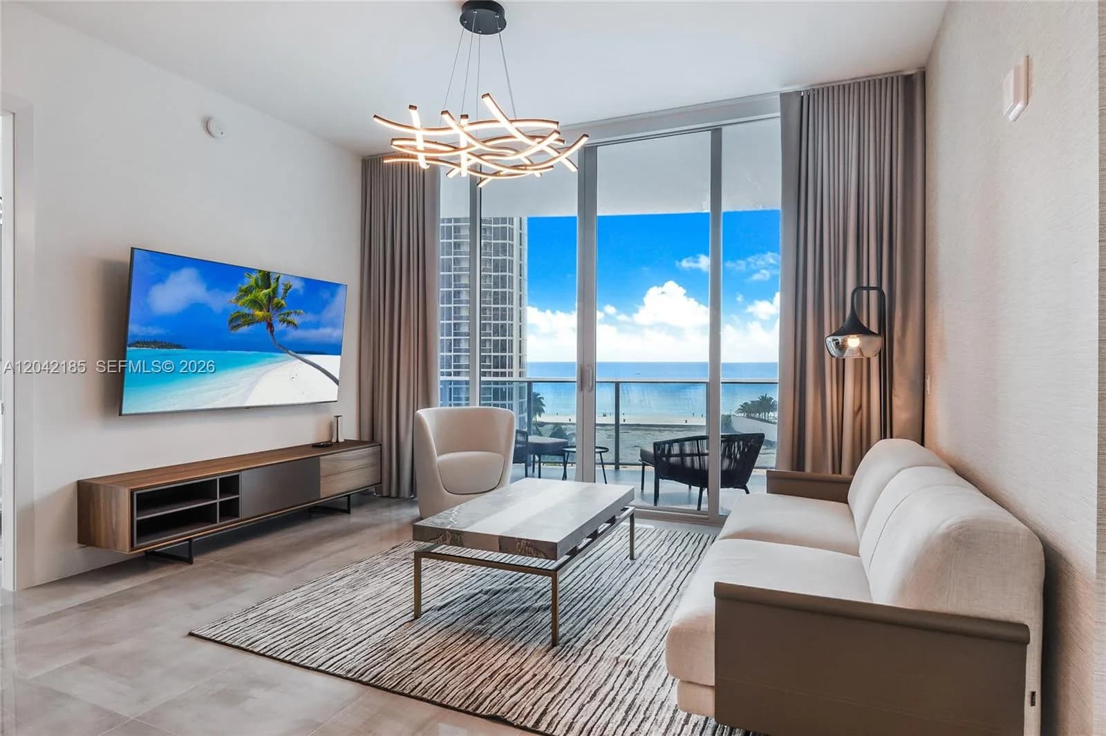 17550 Collins Ave # 702, Sunny Isles Beach, FL 33160