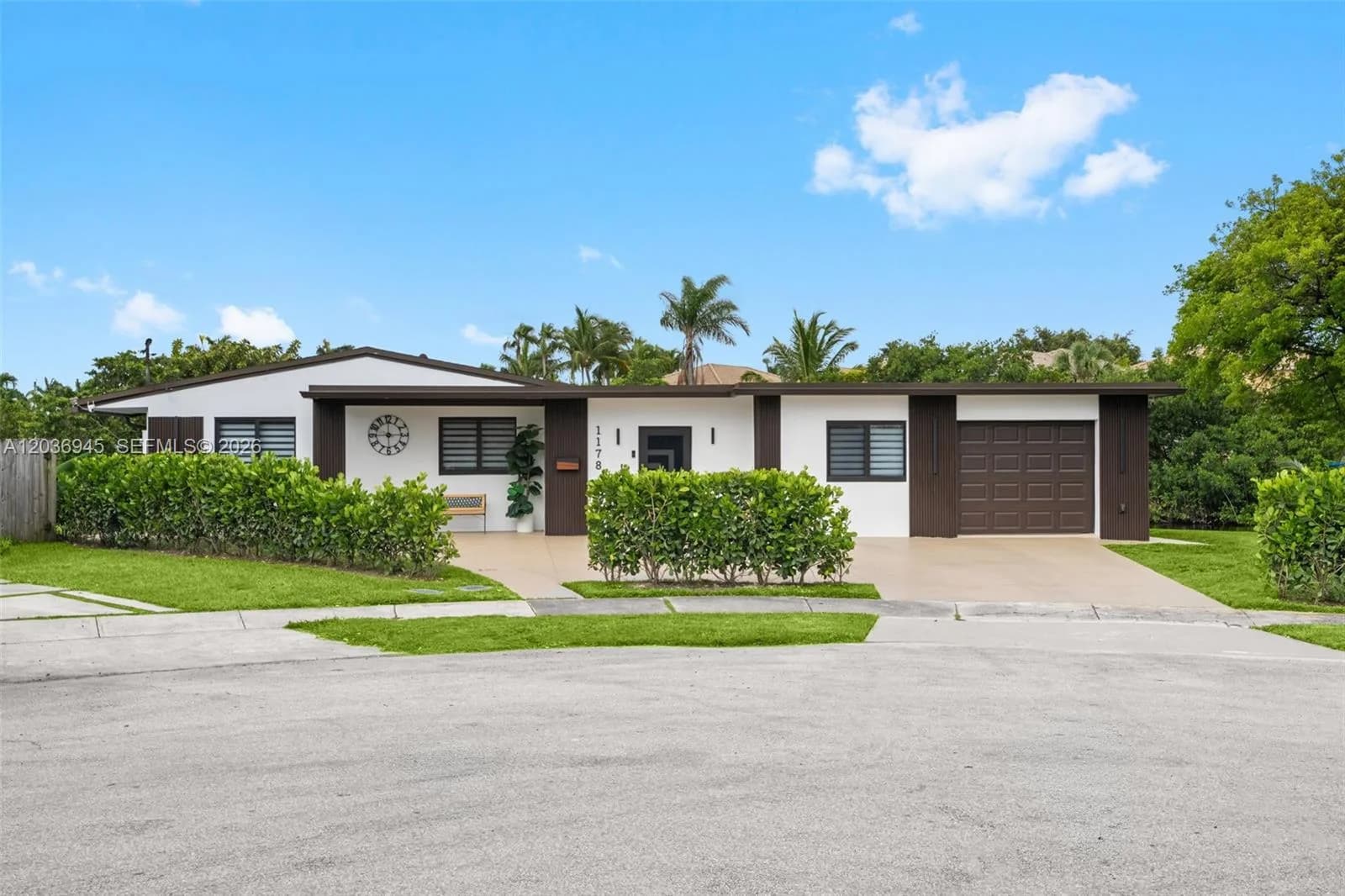 1178 Grant St, Hollywood, FL 33019