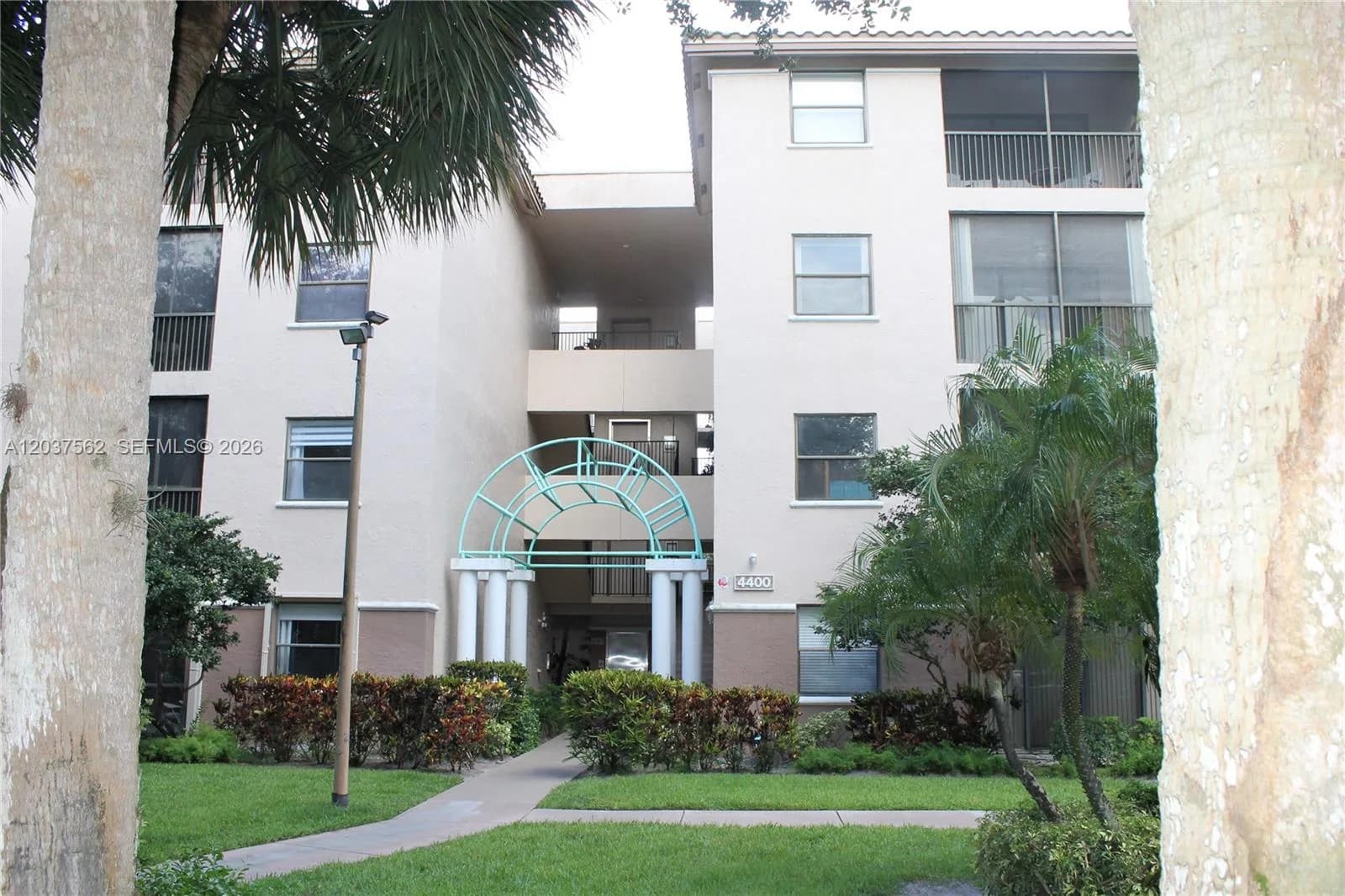 4400 NW 30th St # 326, Coconut Creek, FL 33066