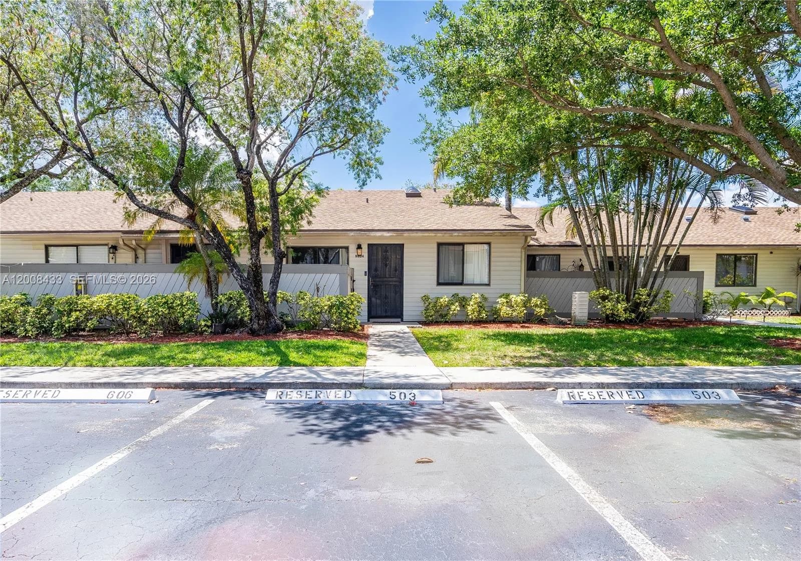 9804 NW 37th St # 3E, Sunrise, FL 33351