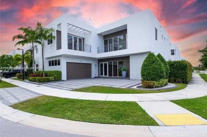 7480 NW 99th Ave, Doral, FL 33178