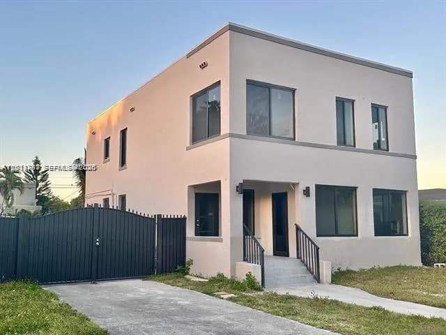 2369 SW 17th Ter, Miami, FL 33145
