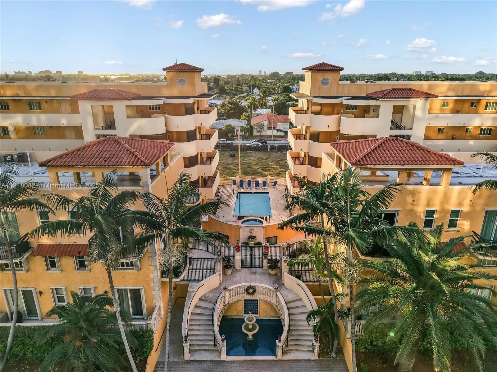 8888 Collins Ave # 103, Surfside, FL 33154