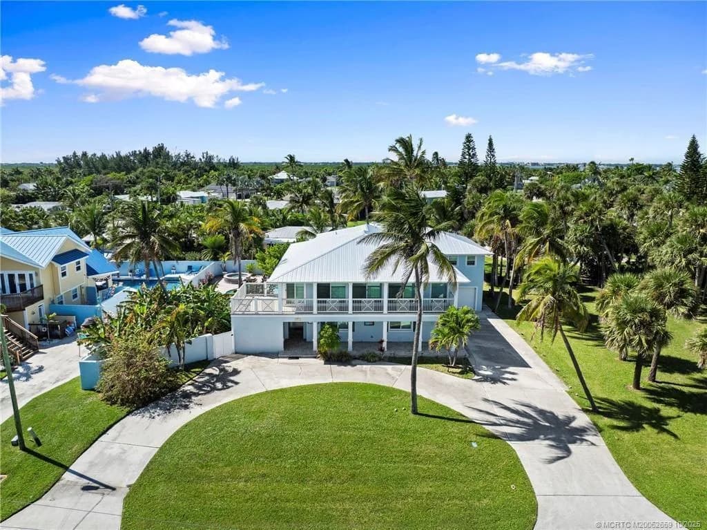 1911 Surfside Drive, Fort Pierce, FL 34949