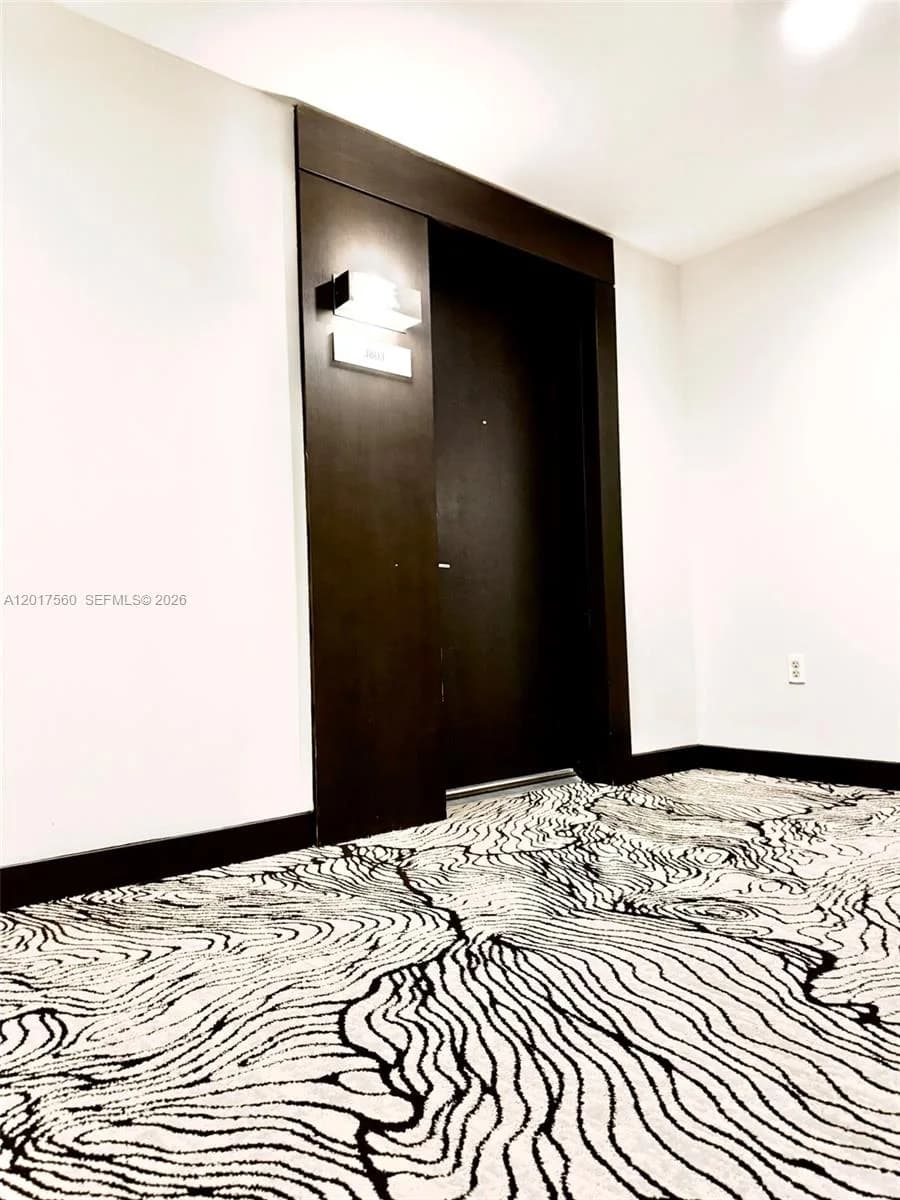 900 Biscayne Blvd # 3803, Miami, FL 33132