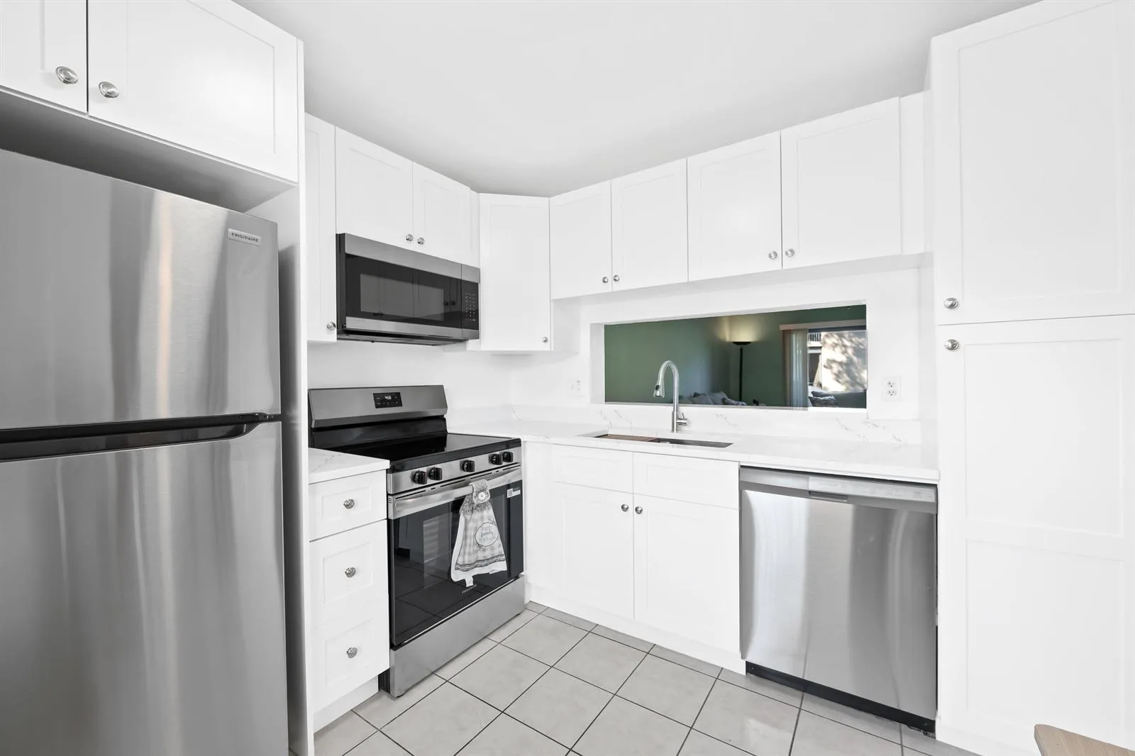 5570 Lakeside Drive # 102, Margate, FL 33063