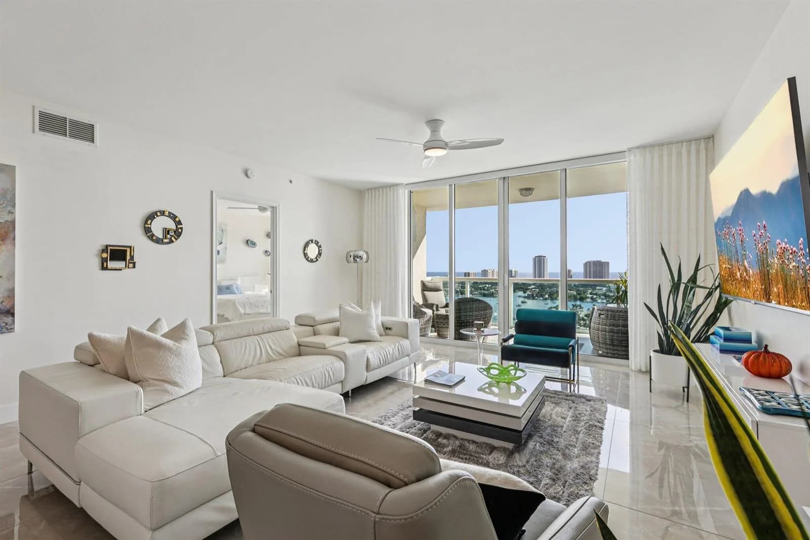 2640 Lake Shore Drive # 2312, Riviera Beach, FL 33404
