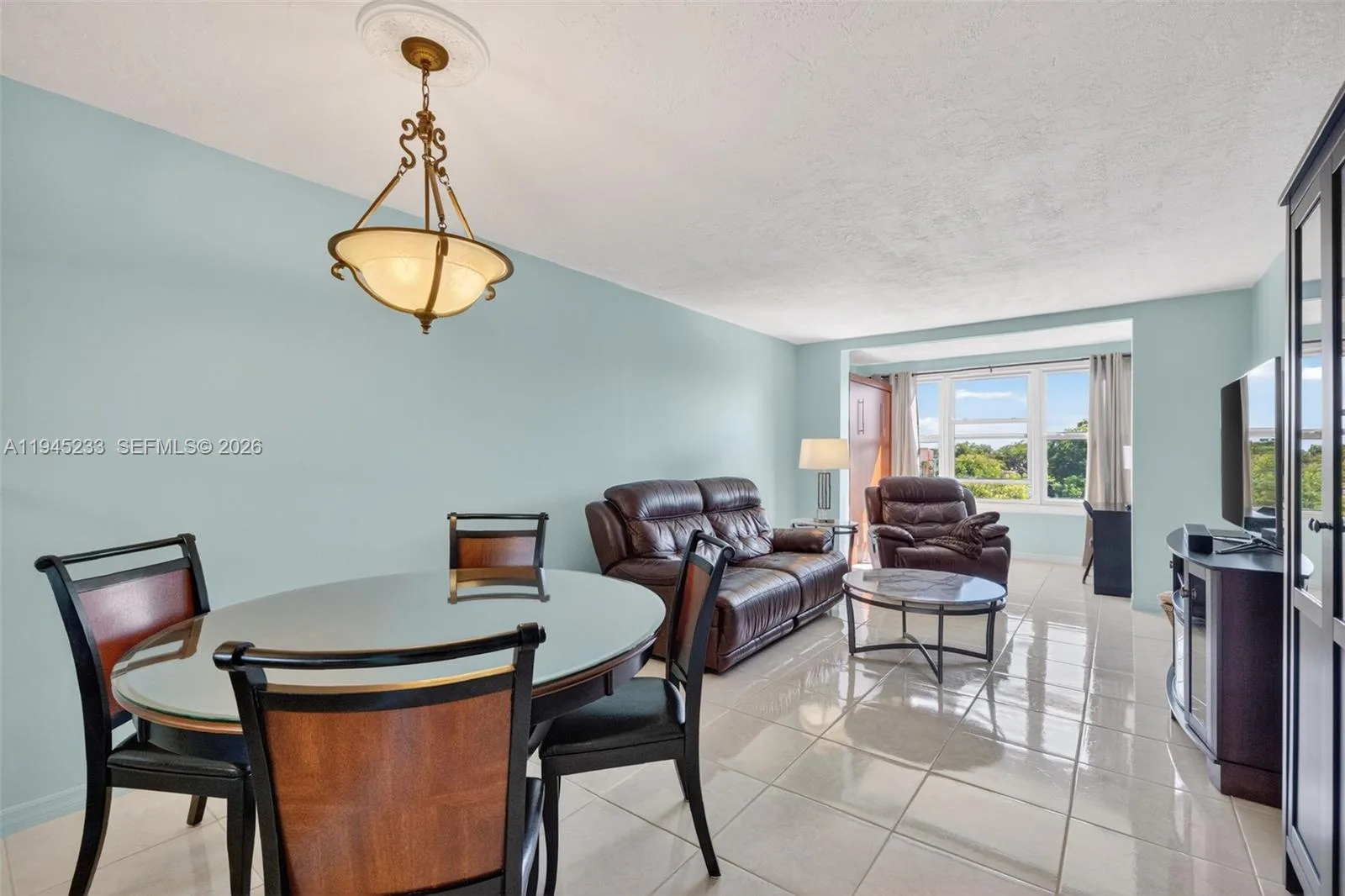 2801 Somerset Dr # 408, Lauderdale Lakes, FL 33311