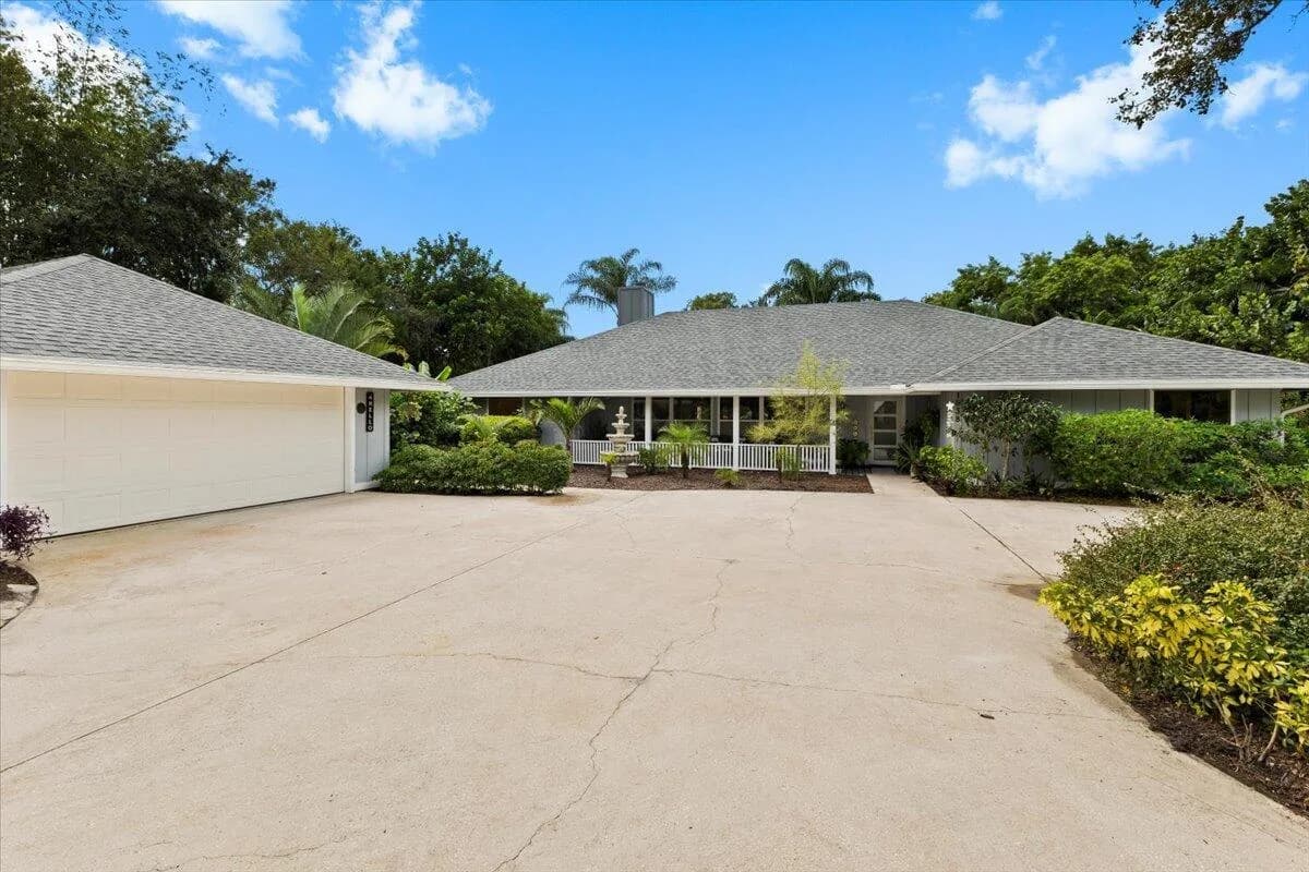 1938 SW Winners Drive, Palm City, FL 34990