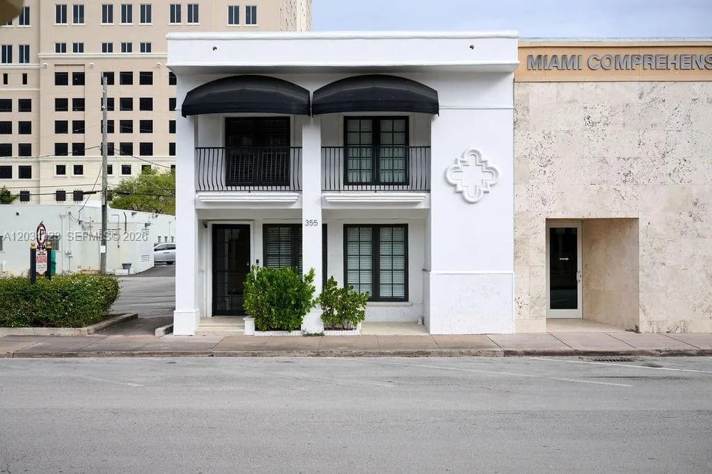 355 Palermo Ave, Coral Gables, FL 33134