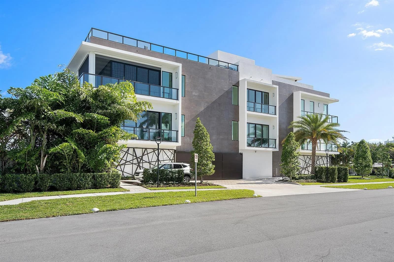 344 Venetian Drive # 101, Delray Beach, FL 33483