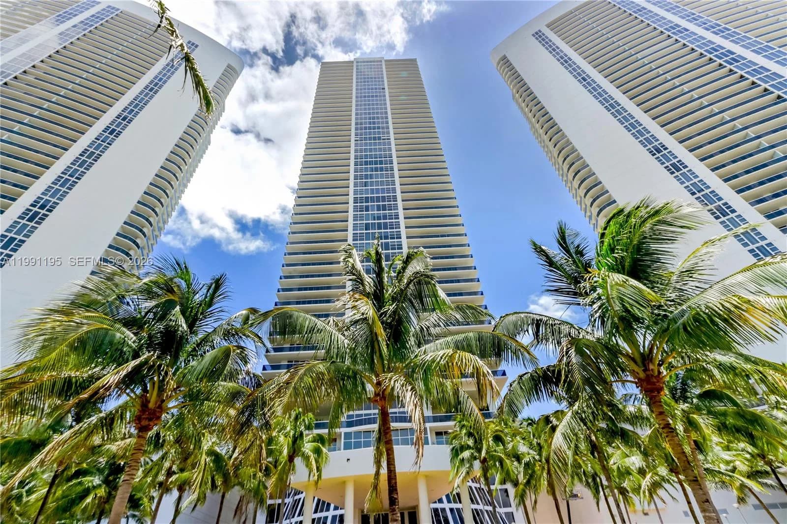 1830 S Ocean Dr # 3804, Hallandale Beach, FL 33009