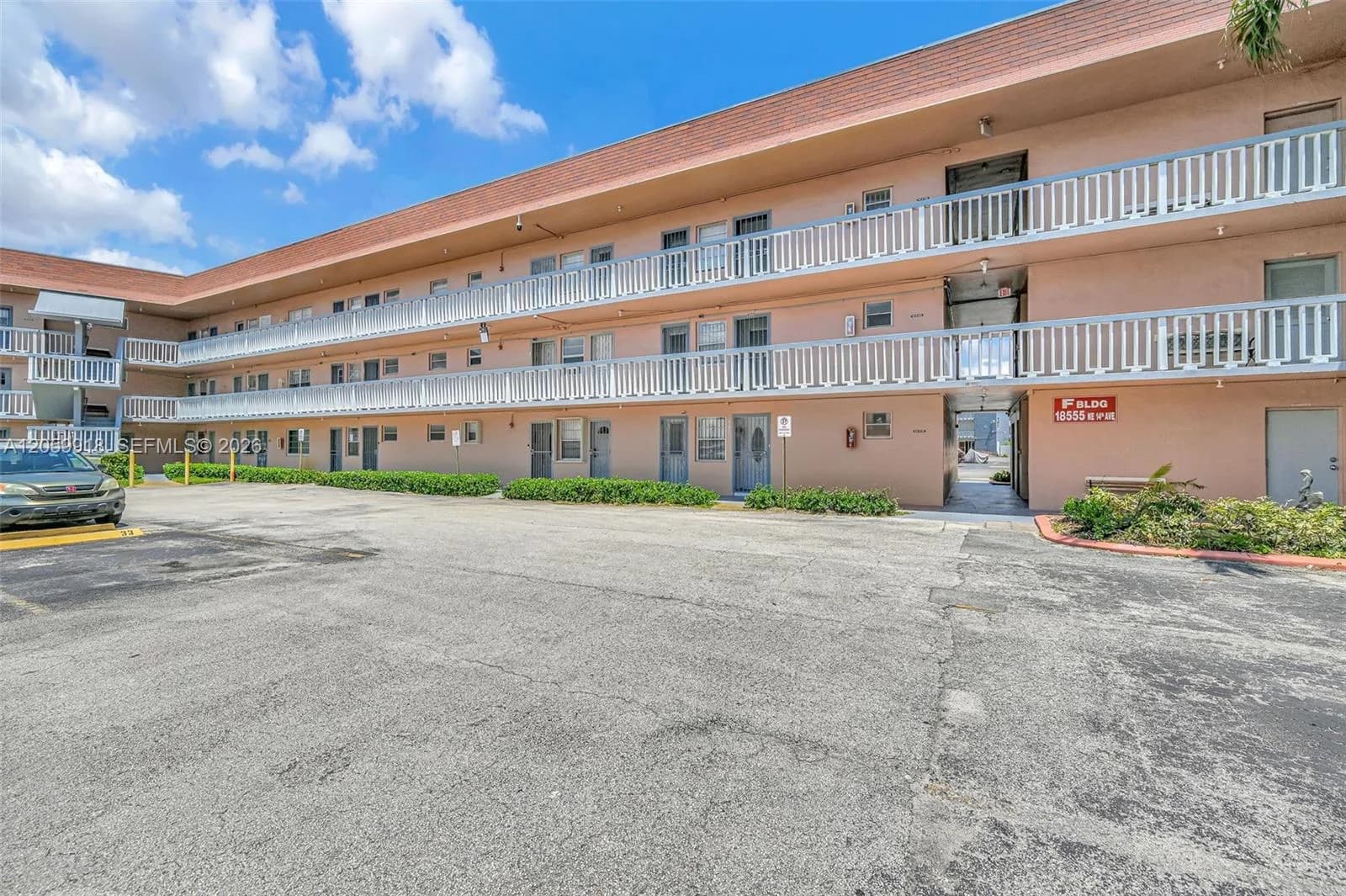 18555 NE 14th Ave # 502, Miami, FL 33179