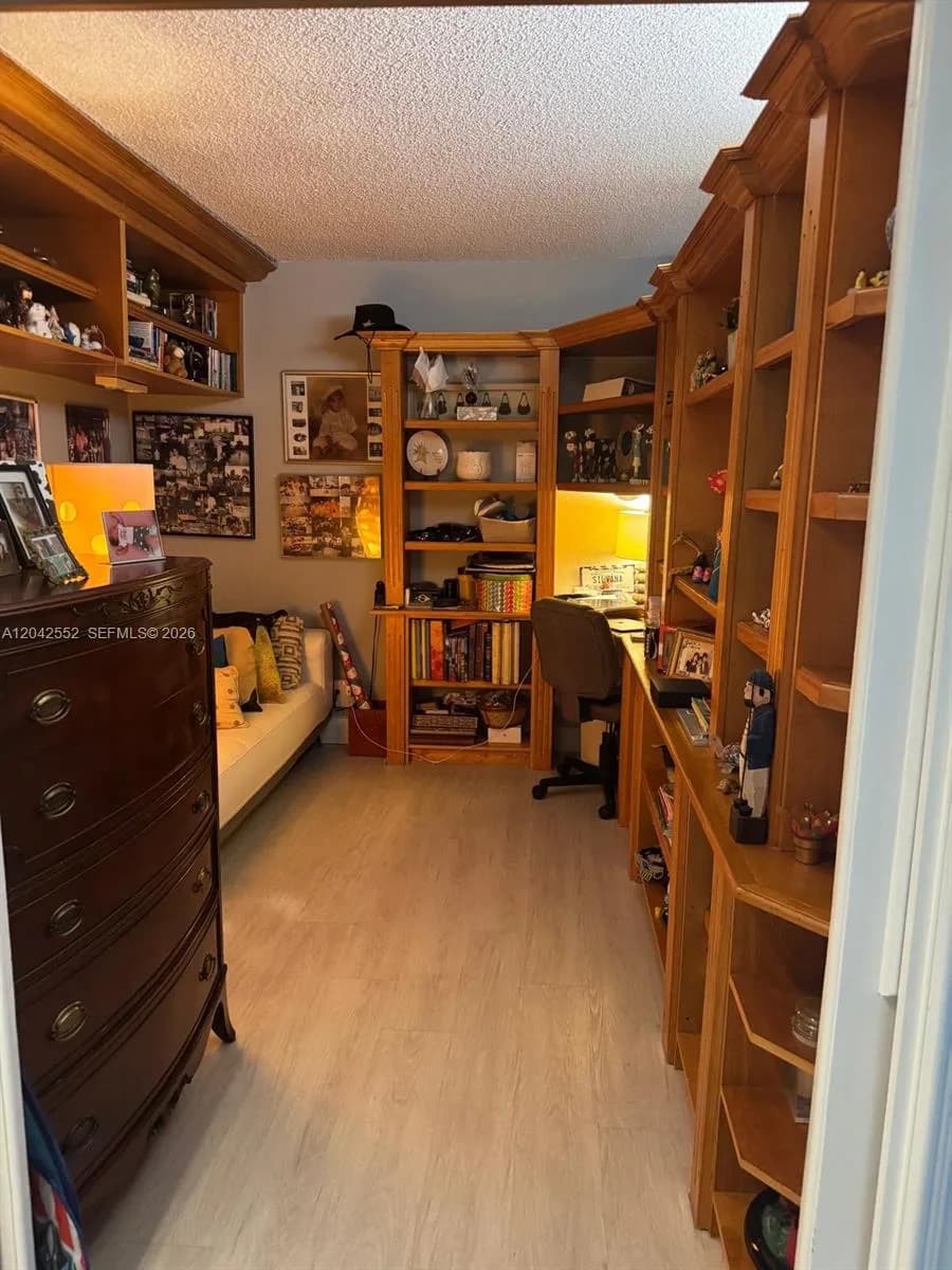 5200 N Ocean Blvd # 1012B, Lauderdale By The Sea, FL 33308
