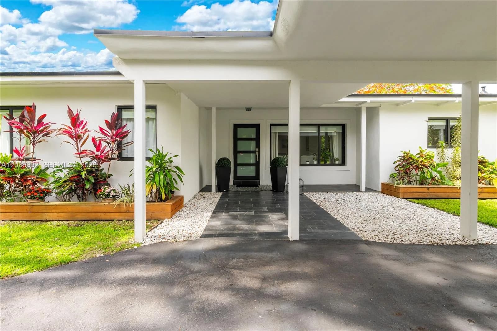 7970 SW 122nd St, Pinecrest, FL 33156