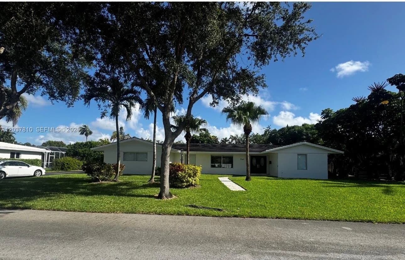 7361 SW 117th Ter, Pinecrest, FL 33156
