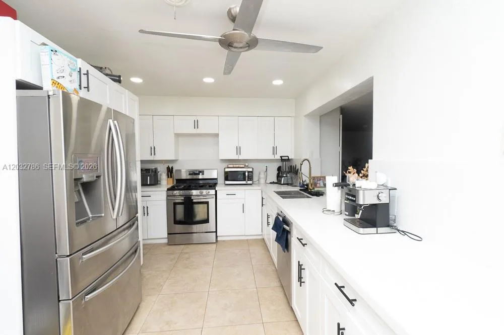 5941 NW 14th Ct # 1, Sunrise, FL 33313