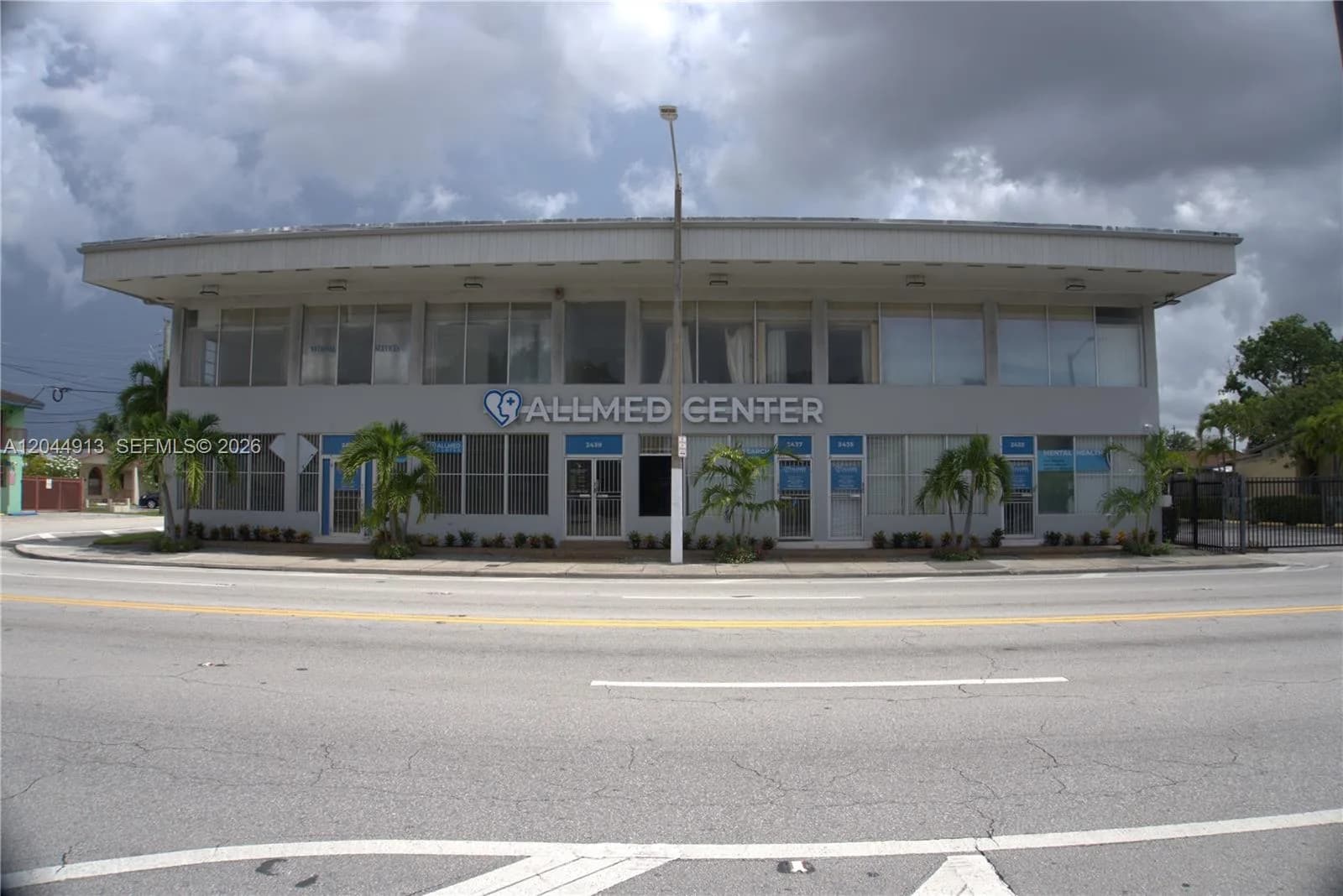 2433 NW 7th St, Miami, FL 33125