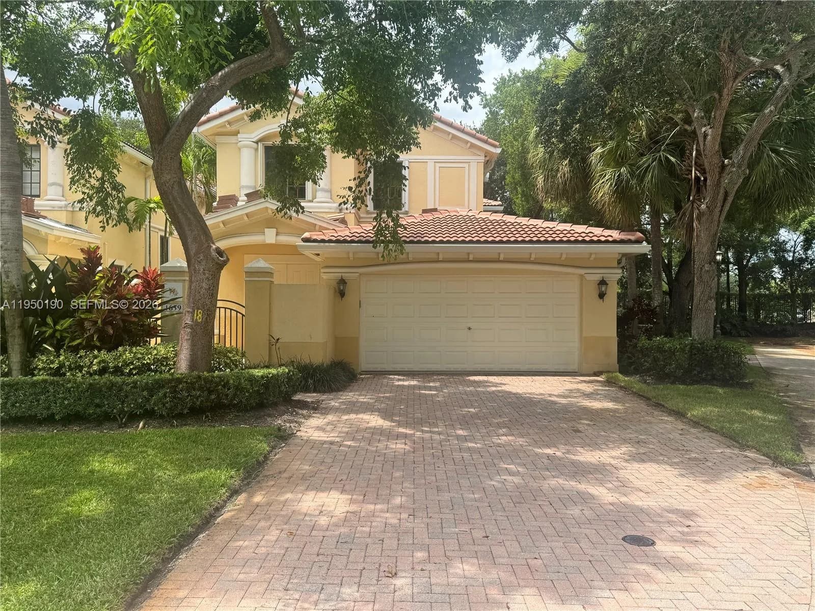 1659 Passion Vine Cir # 18-4, Weston, FL 33326