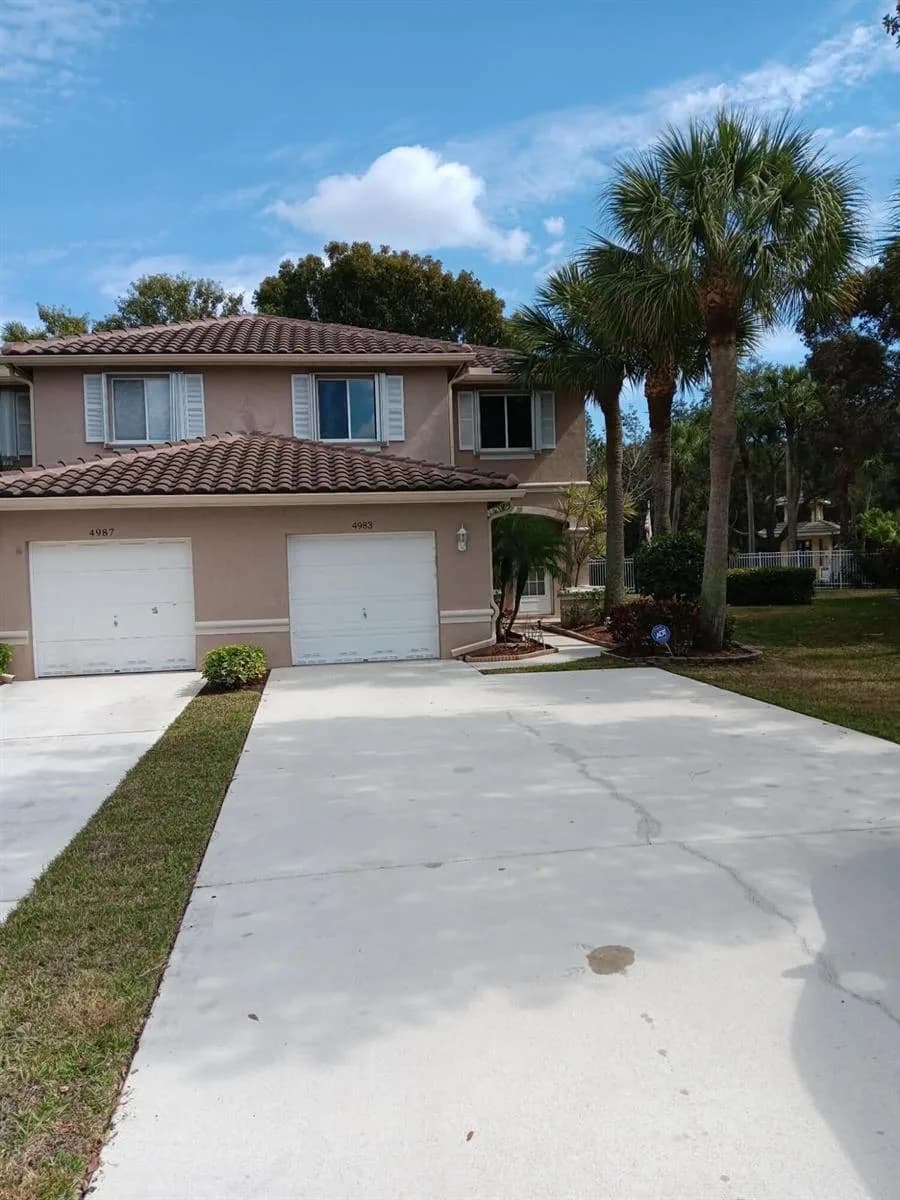 4983 W Pinemore Lane # 4983, Lake Worth, FL 33463