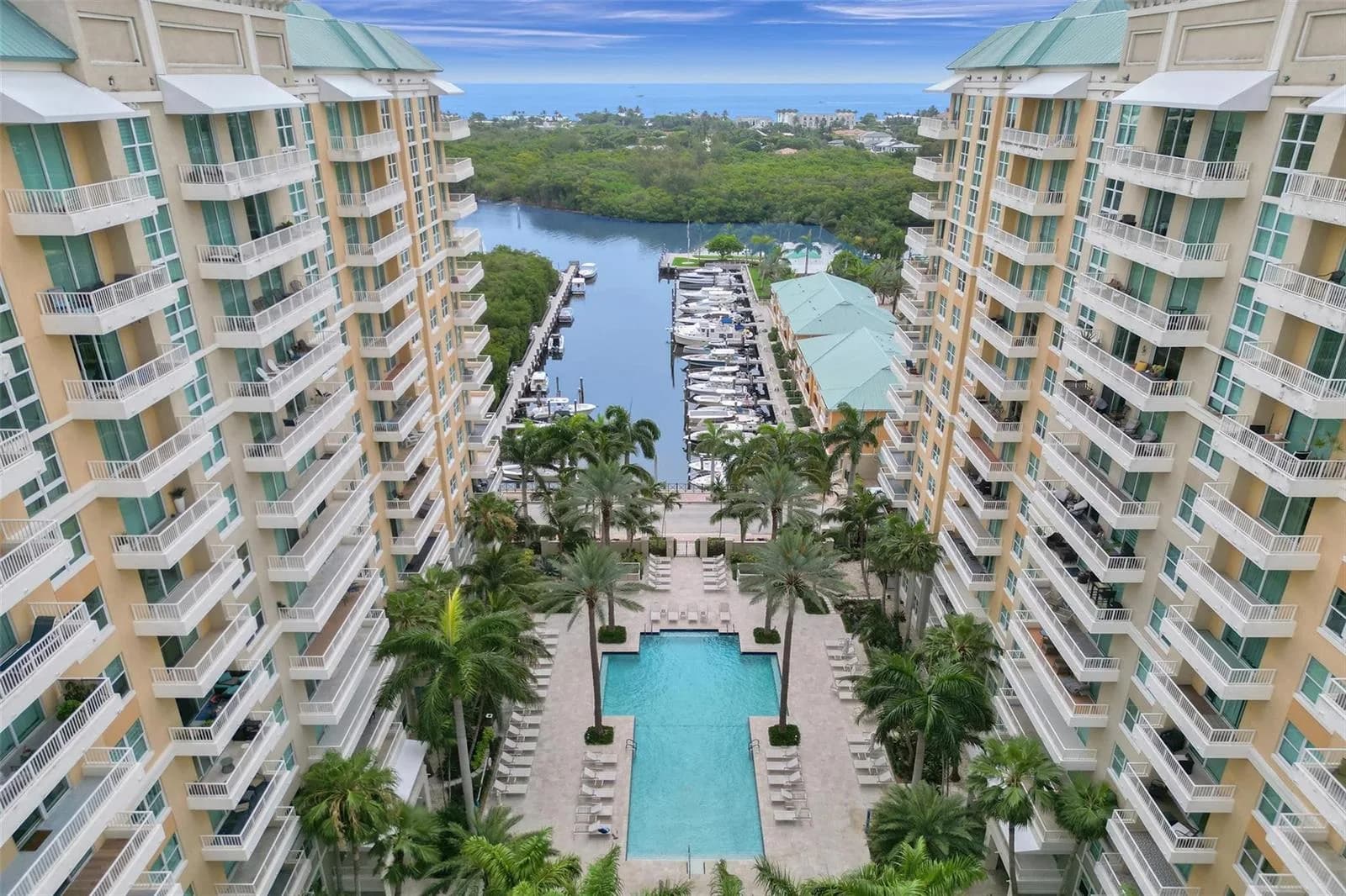 700 E Boynton Beach Boulevard # 406, Boynton Beach, FL 33435