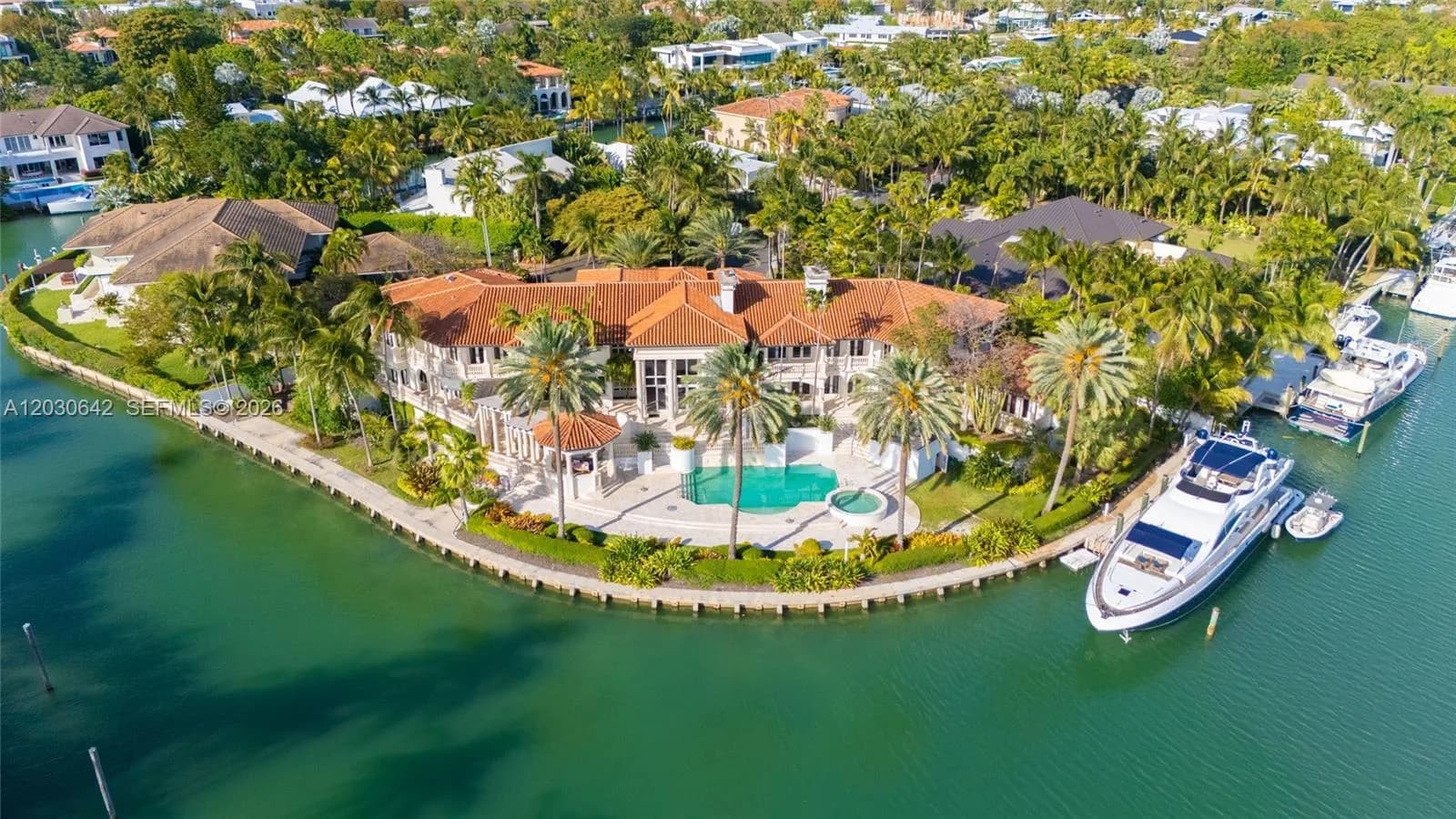 260 Cape Florida Dr, Key Biscayne, FL 33149